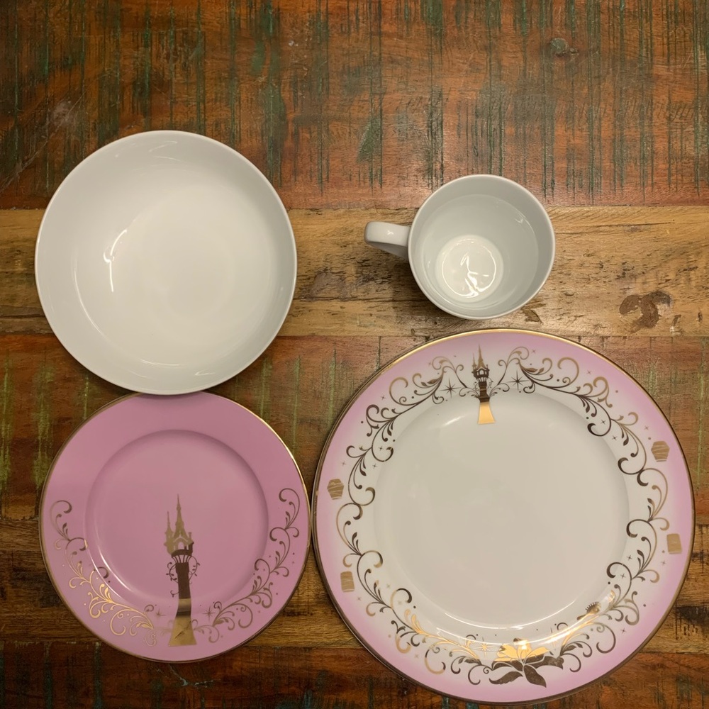 Disney Rapunzel Tangeled plates mug bowl castle pink coffee tea place set of 4